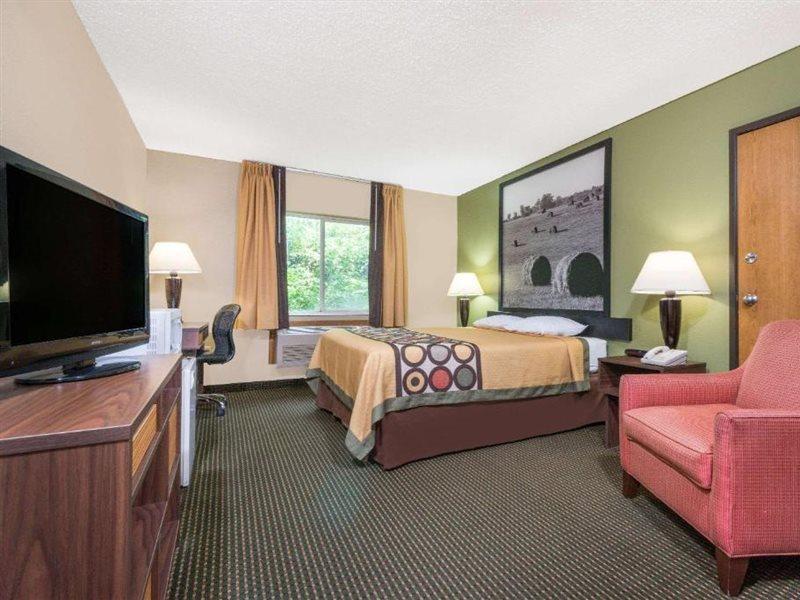 Super 8 By Wyndham Olney Motel Buitenkant foto